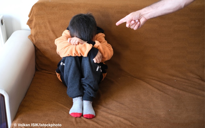 Read more about the article Kinder anzuschreien kann so schädlich wie körperlicher Missbrauch sein