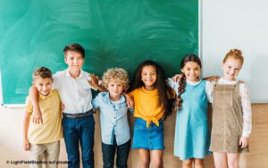 Read more about the article Schwaches Klassenniveau beeinträchtigt Leistung von Zuwandererkindern