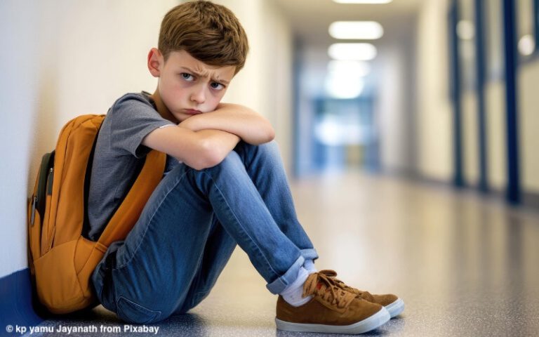 Einsamkeit bei Kindern: Schon Fünfjährige fühlen sich häufig allein