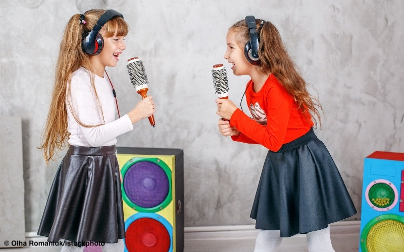 Du betrachtest gerade Kinderstimmen bauen Brücken – Singen kann mehr sein als Musikunterricht
