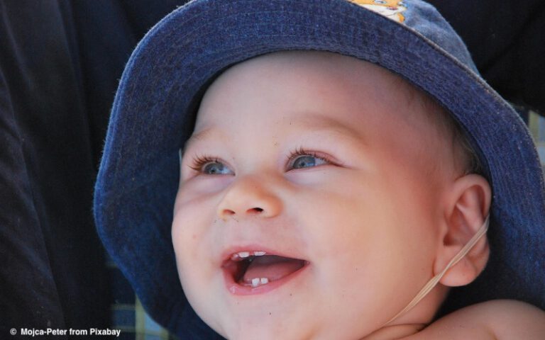 Hitzeschutz für Kinder: So bleiben Kinder bei Sommerhitze gesund