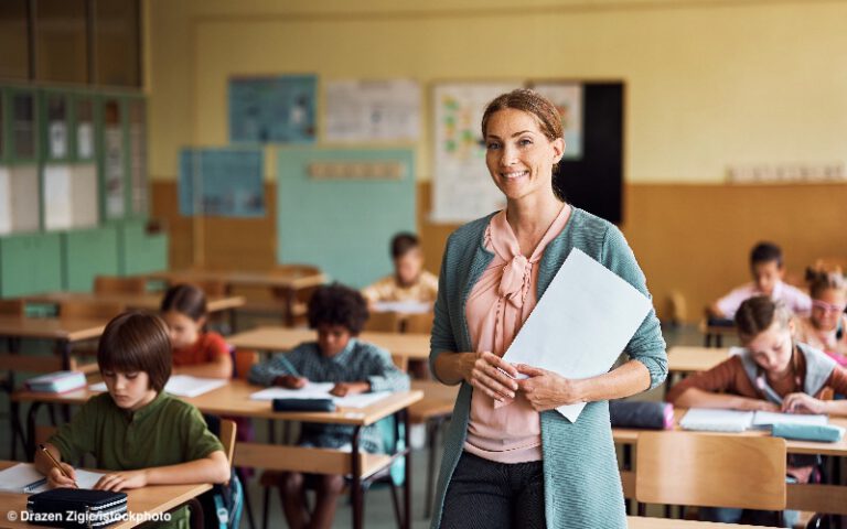 Lehrkräfte, die Fehler zugeben, stärken Lernmotivation