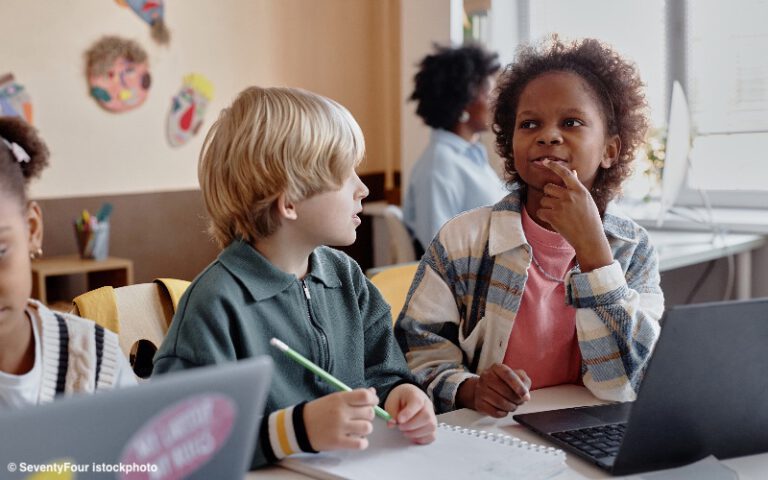 Studie zeigt: Kinder lernen besser, wenn Schule Resonanzräume schafft