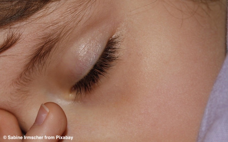 Du betrachtest gerade Pink Noise im Kinderzimmer? Studie warnt vor Risiken