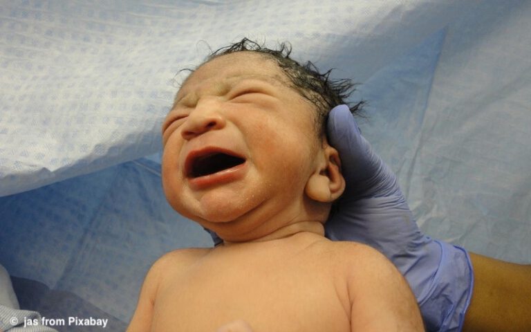 Mutterwerden: Wohlbefinden steigt – Partnerschaft leidet