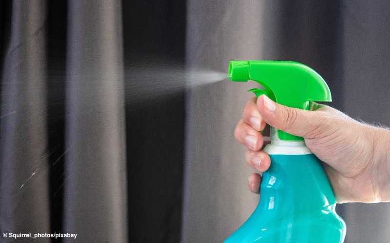 Mehr über den Artikel erfahren Putzmittel bleiben große Gefahr für kleine Kinder im Haushalt