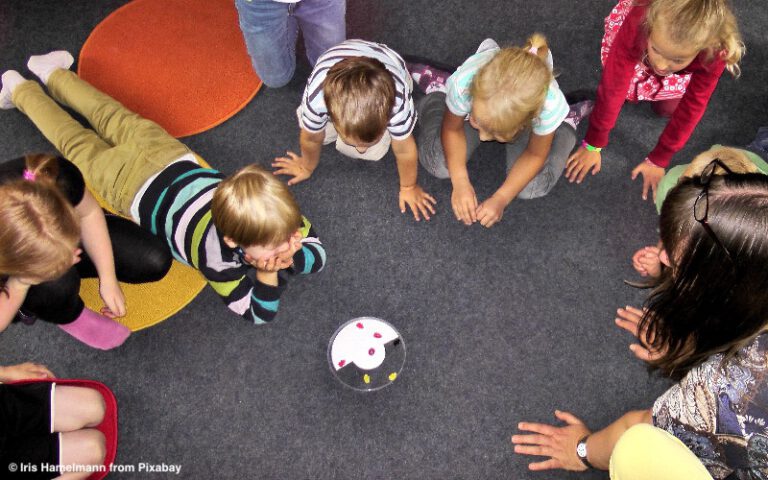 Wahlfreiheit bei der Kinderbetreuung? Studie sieht großen Nachholbedarf